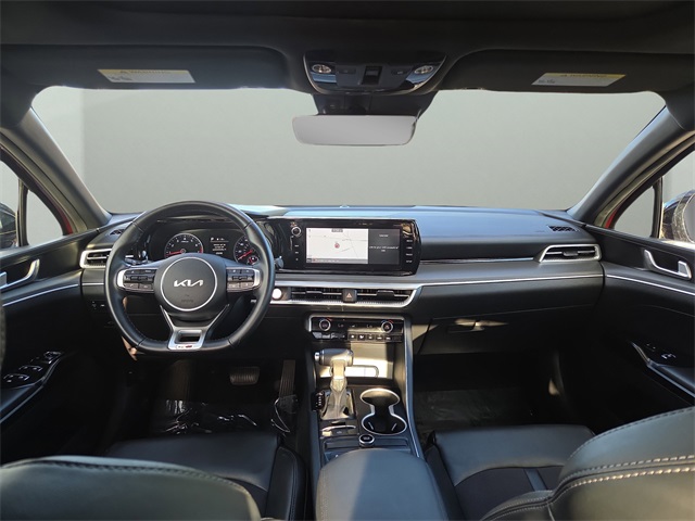 2022 Kia K5 GT-Line photo 2