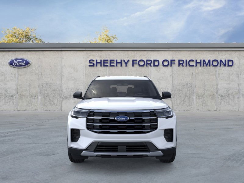 2025 Ford Explorer photo 4