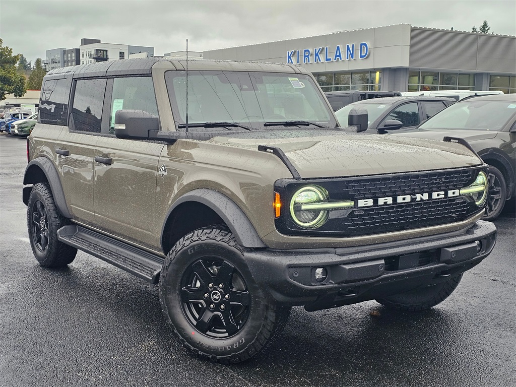 2025 Ford Bronco 4-Door Outer Banks's photo