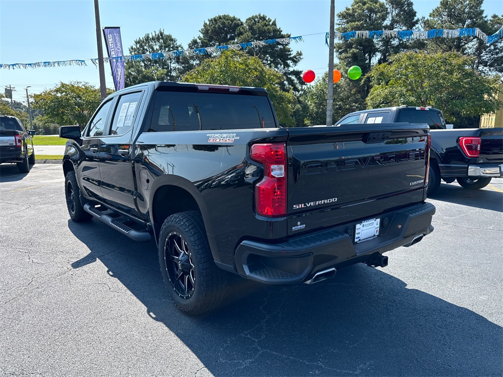 2023 Chevrolet Silverado 1500 Custom Trail Boss photo 4