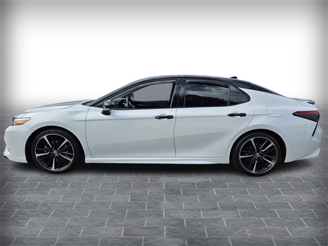 2020 Toyota Camry XSE photo 4
