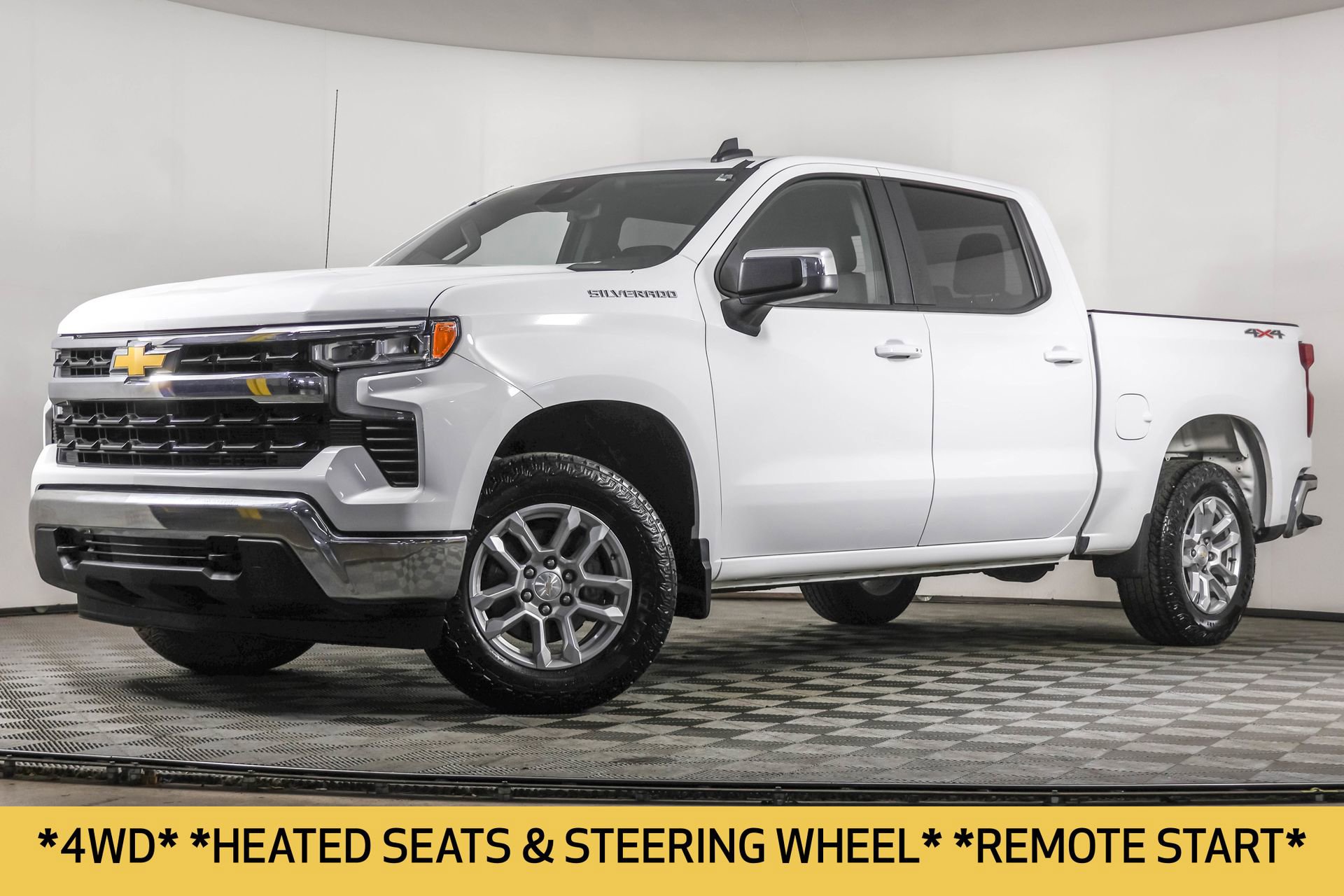 2023 Chevrolet Silverado 1500 LT photo 2