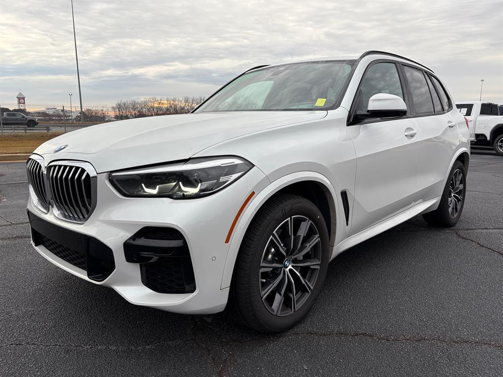 2022 BMW X5 40i's photo