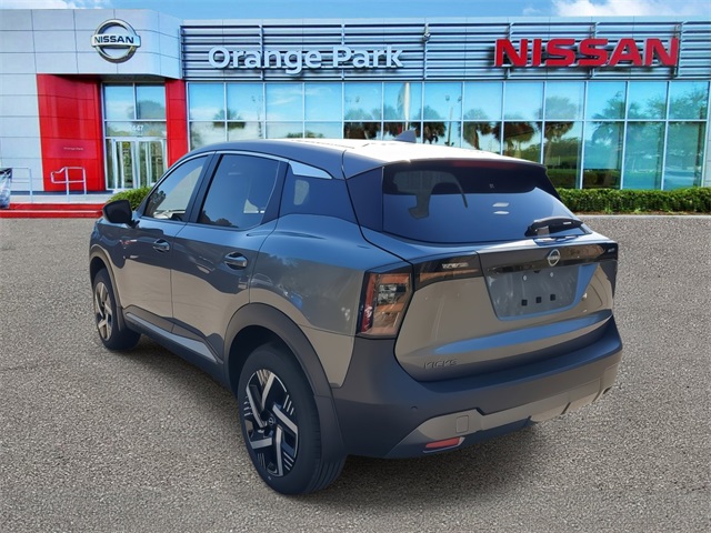 2025 Nissan Kicks SV photo 3