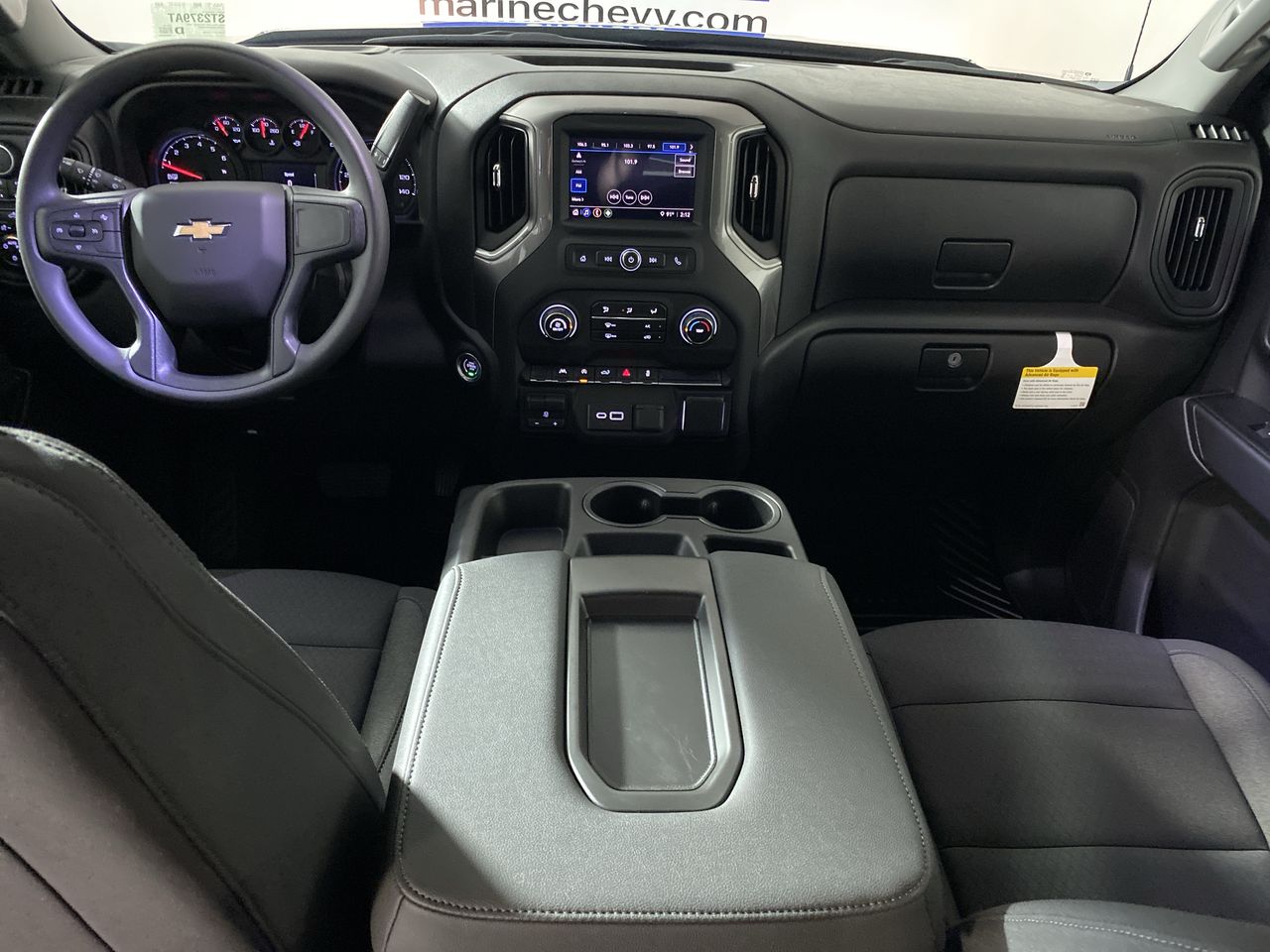 2025 Chevrolet Silverado 1500 Custom photo 15