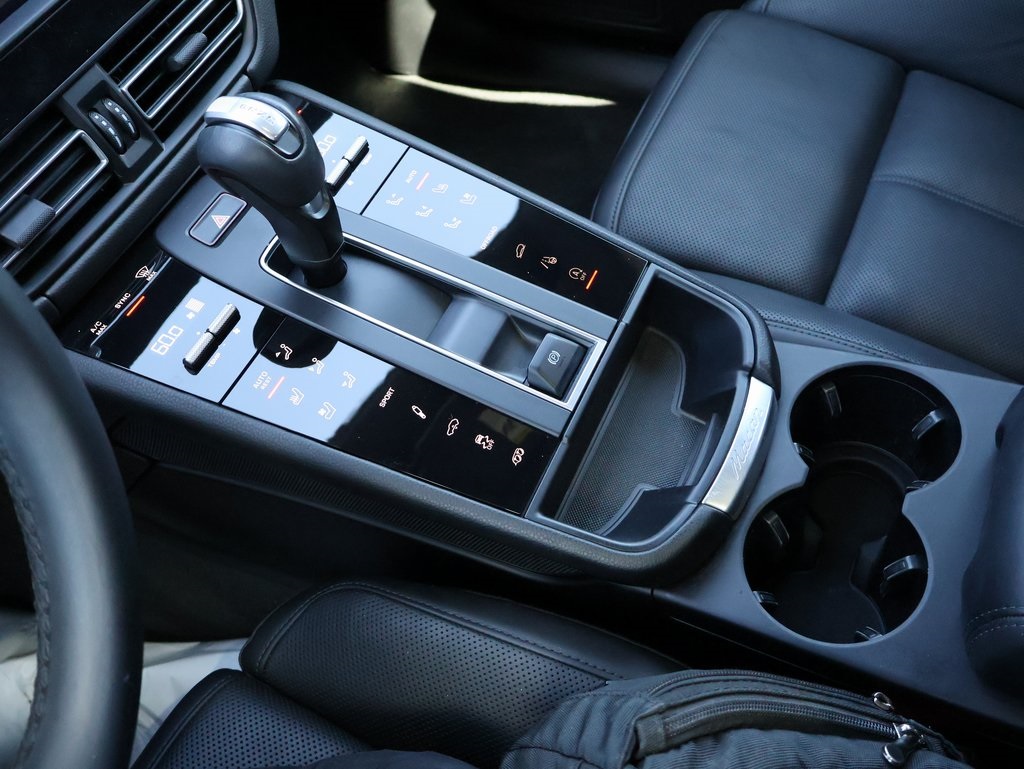 2022 Porsche Macan GTS photo 21