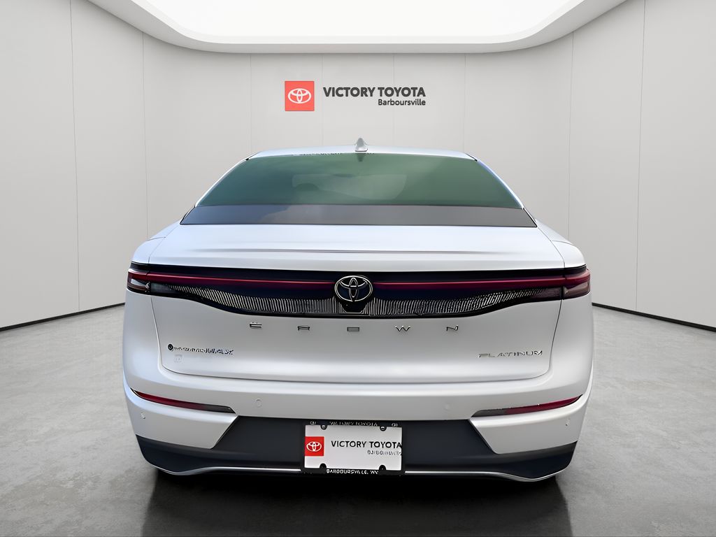 2025 Toyota Crown Platinum photo 4