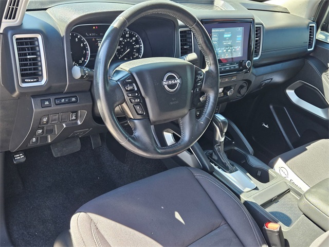 2024 Nissan Frontier SV photo 10