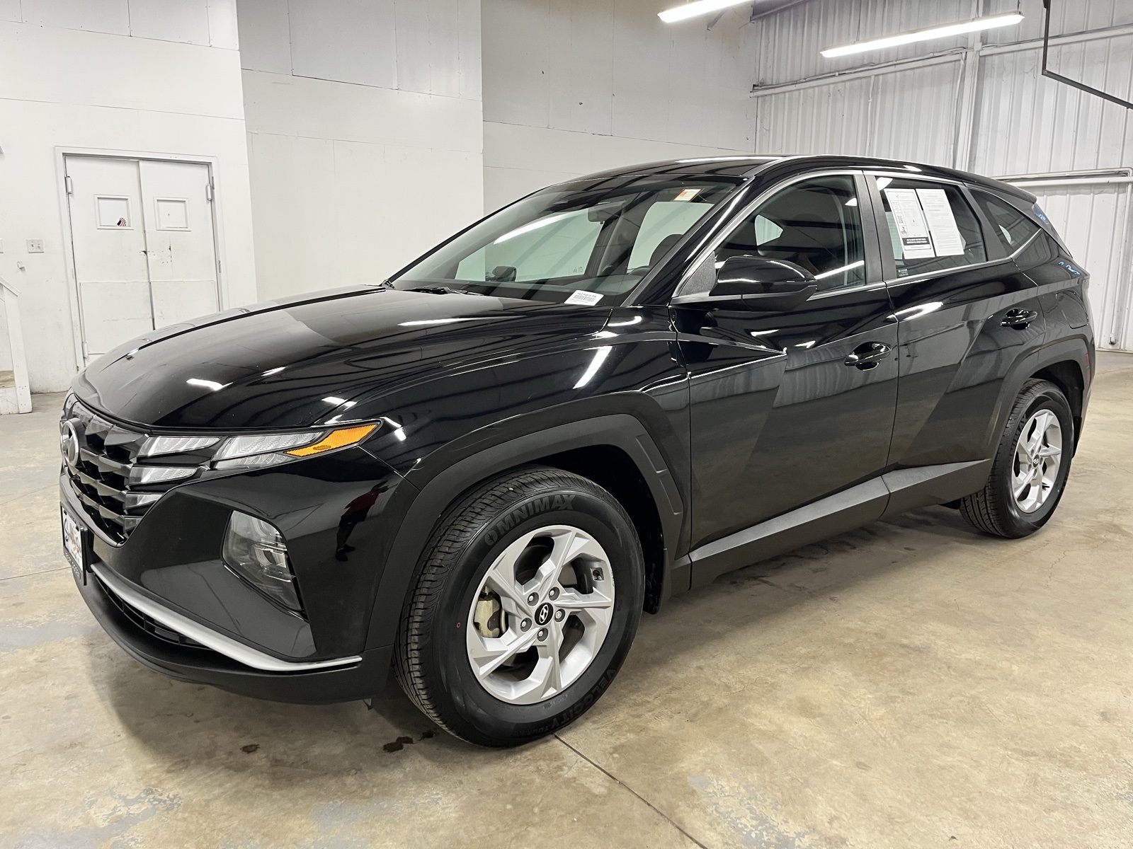 2023 Hyundai Tucson SE photo 3