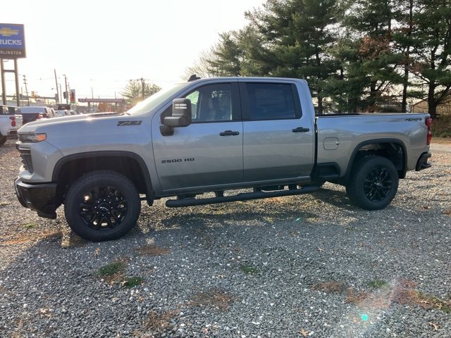 2026 Chevrolet Silverado 2500HD Custom photo 4