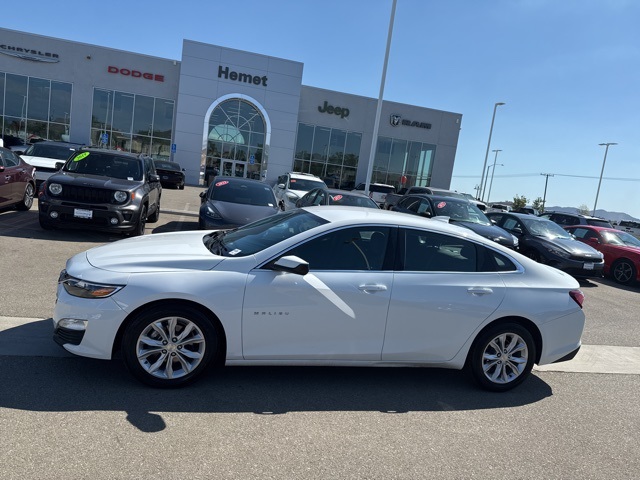 2022 Chevrolet Malibu 1LT photo 4