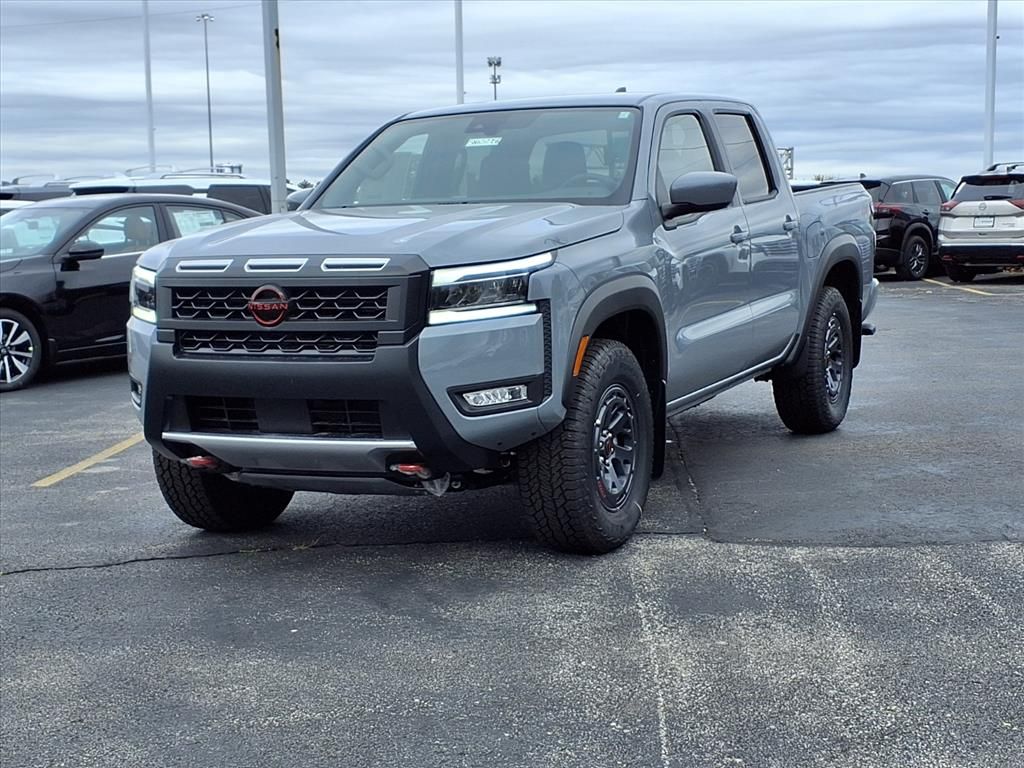 2025 Nissan Frontier PRO-4X photo 2