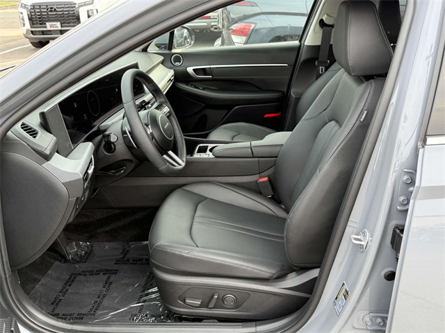 2025 Hyundai Sonata Hybrid Limited photo 21