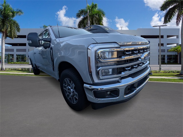 2026 Ford F-350 Super Duty XL's photo