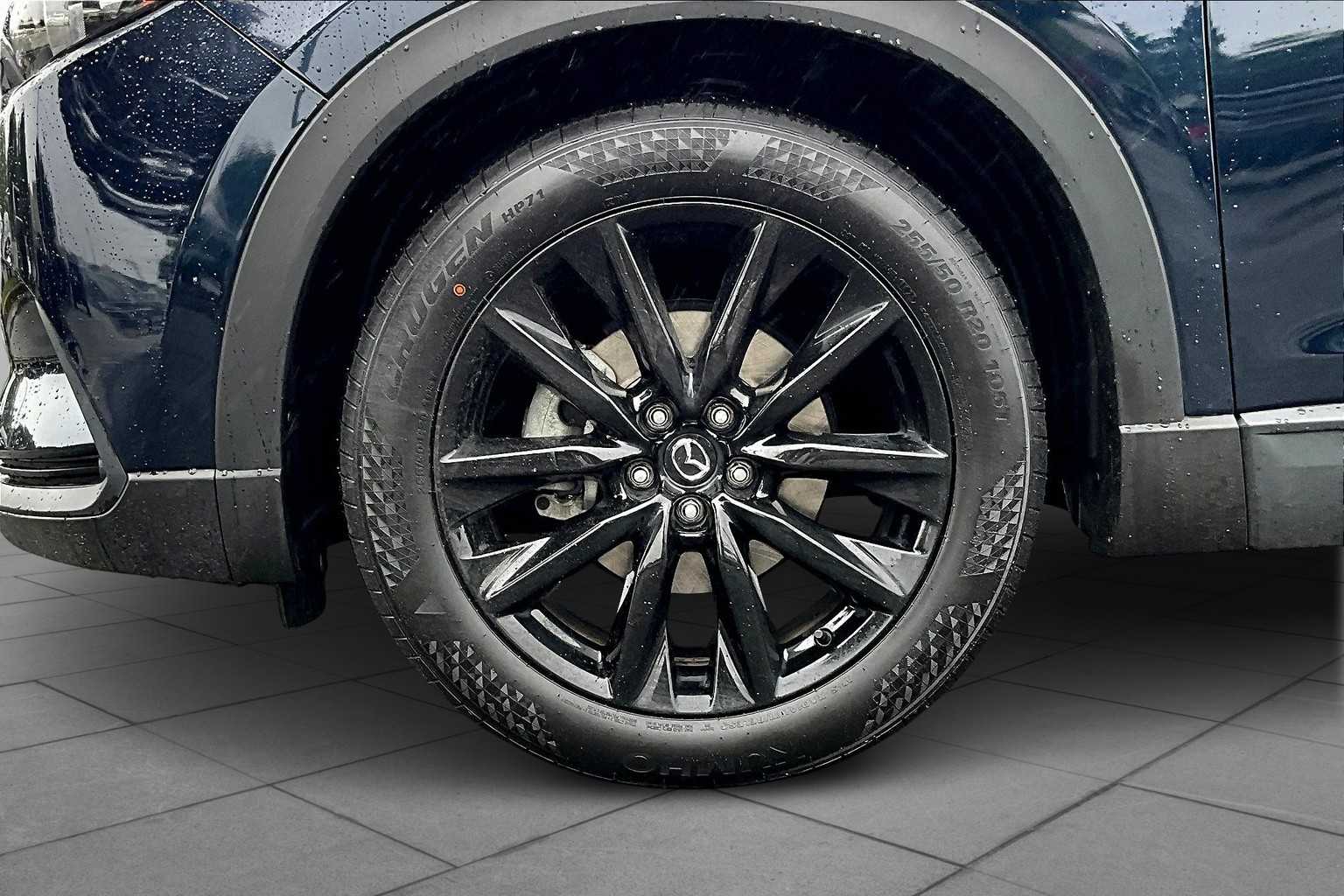 2022 Mazda CX-9 Touring photo 8