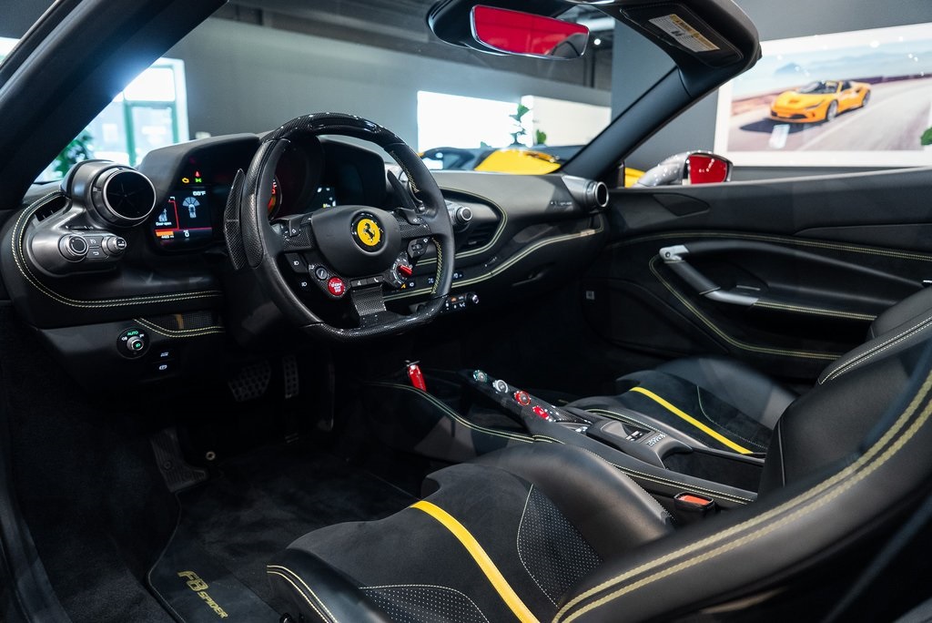 2022 Ferrari F8 Spider Base photo 24
