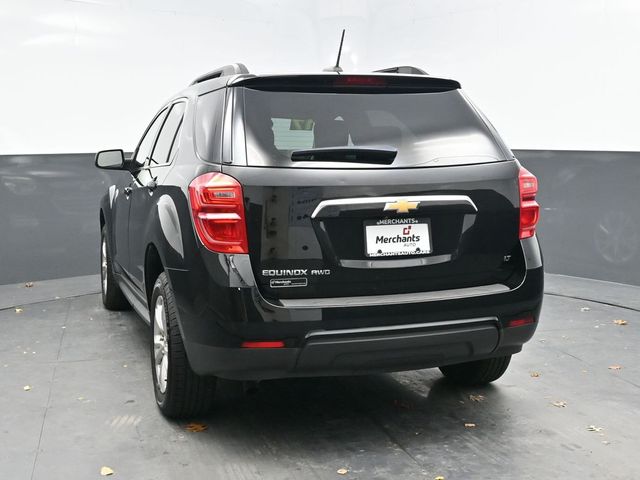 2017 Chevrolet Equinox LT photo 4