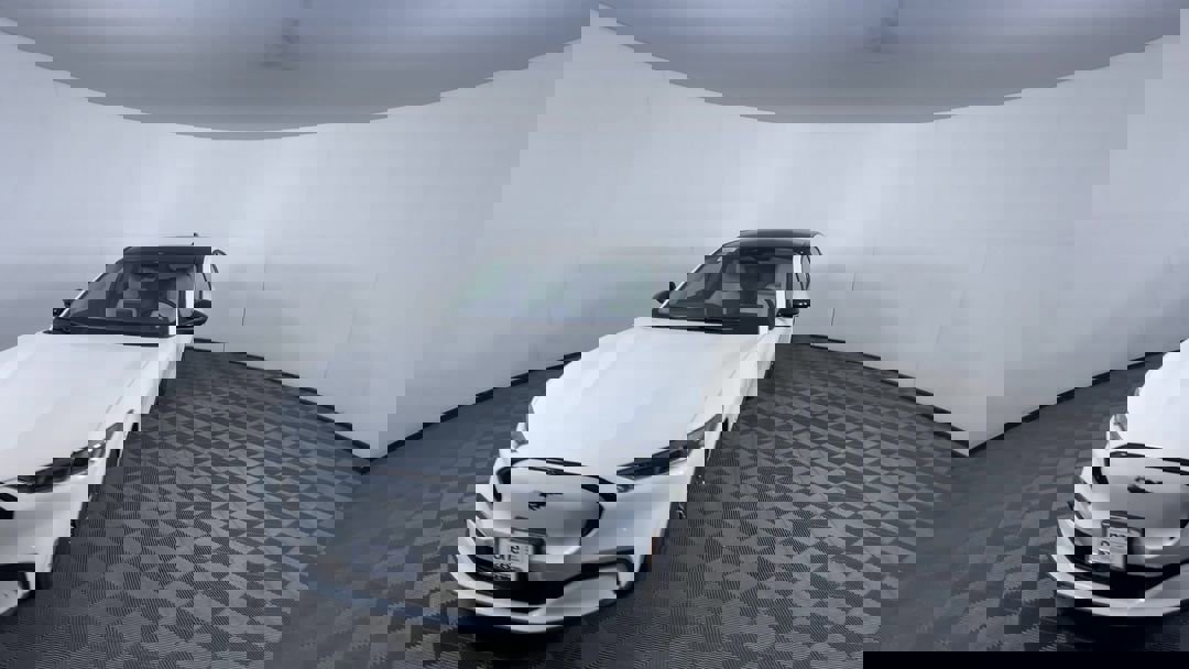 2025 Ford Mustang Mach-E Premium photo 3