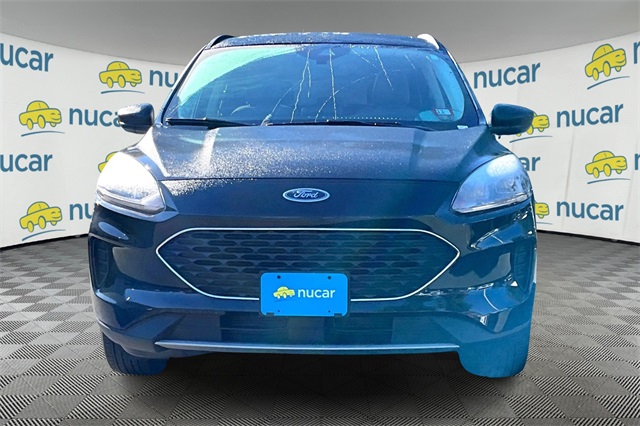 2022 Ford Escape SE photo 3