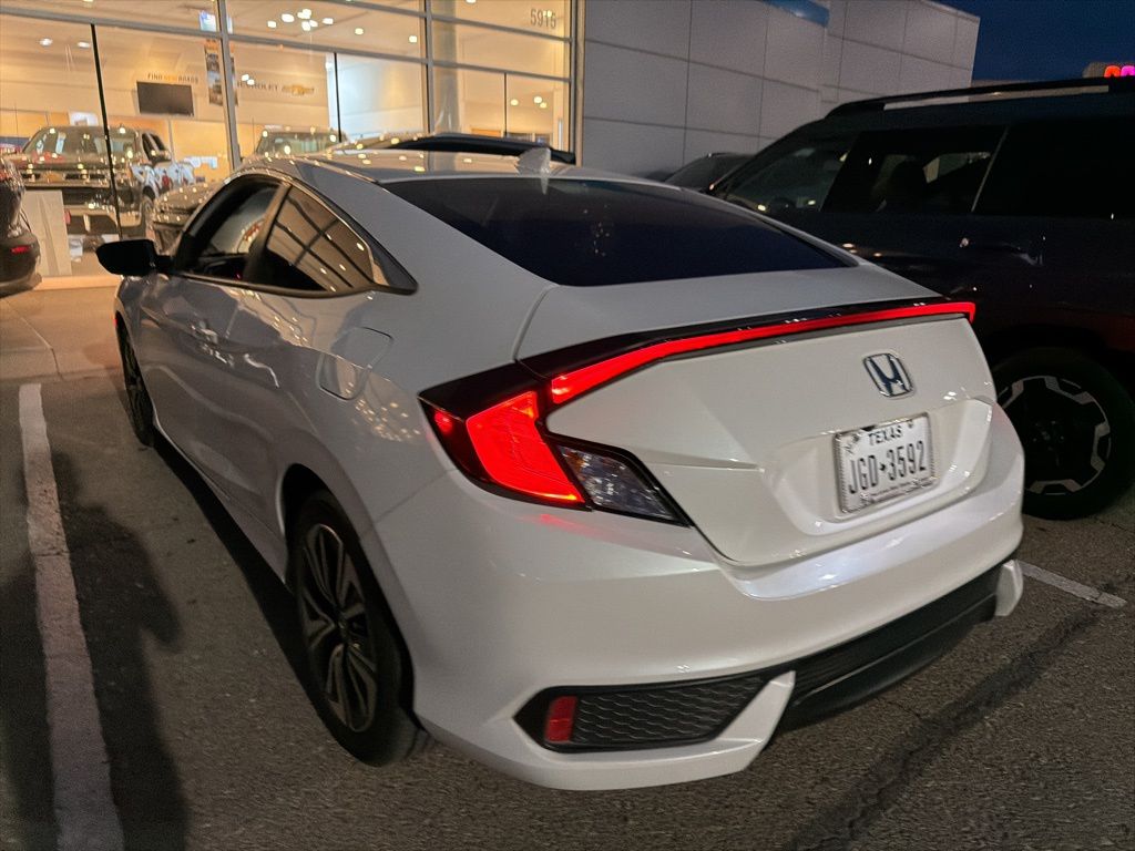 2017 Honda Civic EX-T photo 10