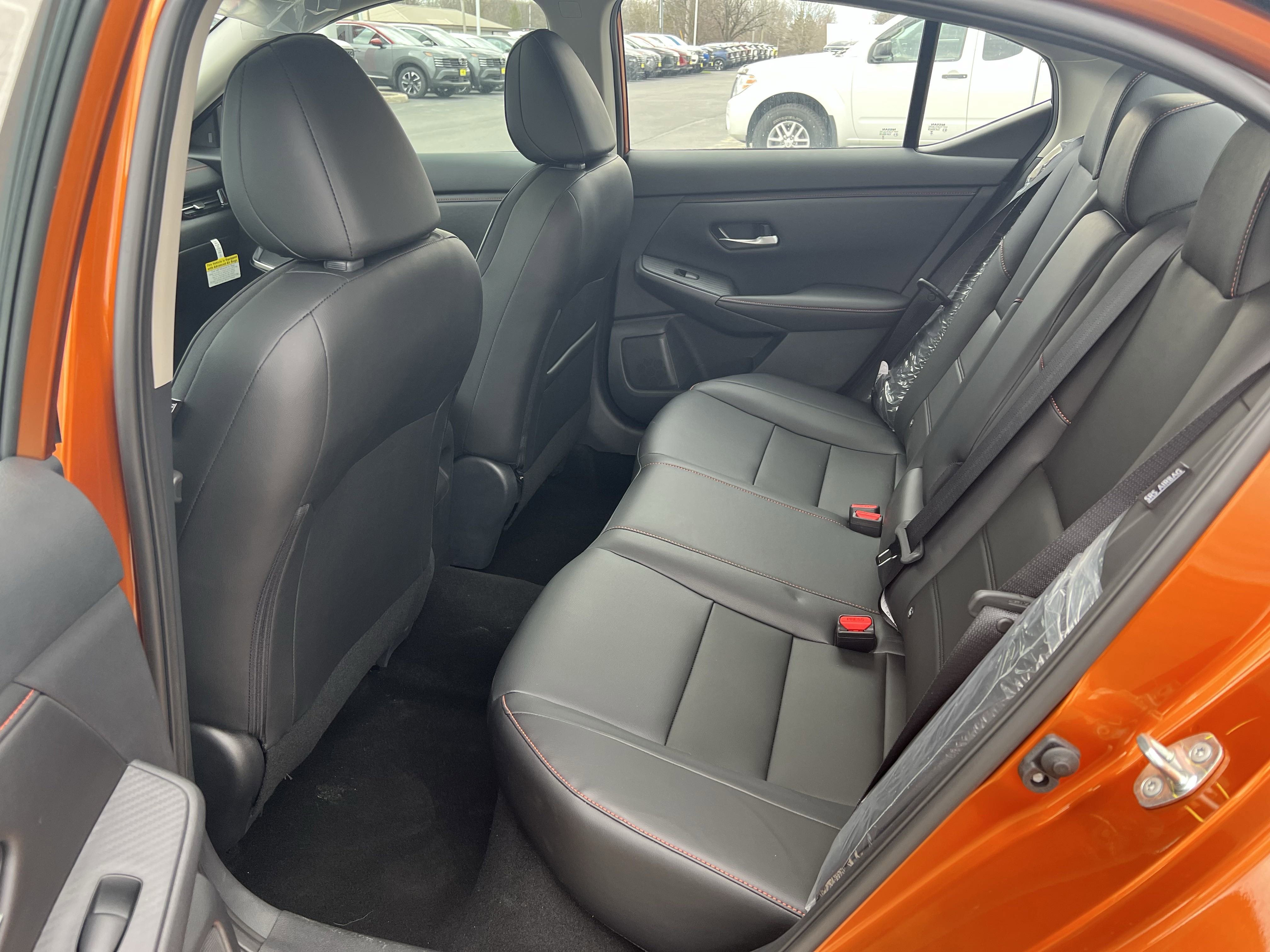 2024 Nissan Sentra SR photo 5