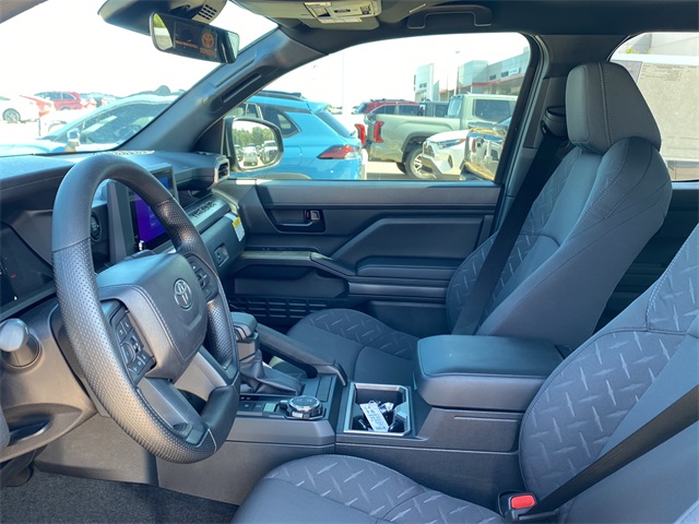 2025 Toyota Tacoma SR5 4x4 Double Cab photo 9