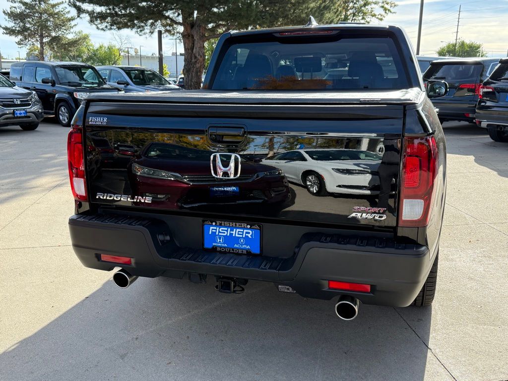 2021 Honda Ridgeline Sport photo 4