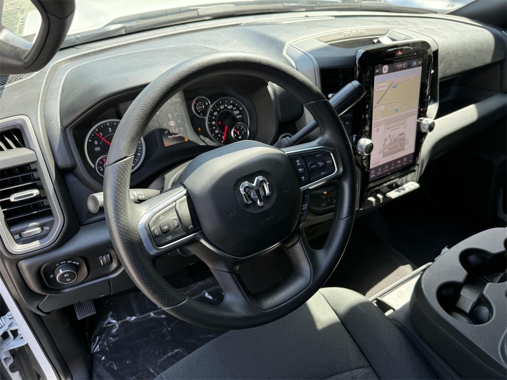 2025 Ram 2500 Tradesman photo 2