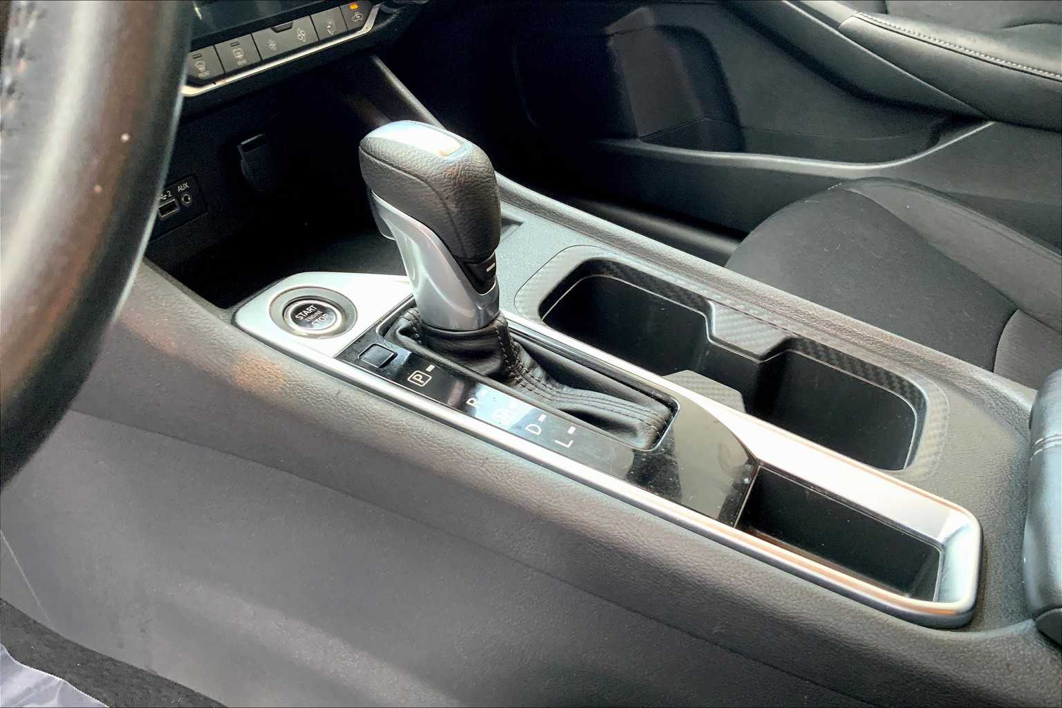 2021 Nissan Sentra SV photo 15