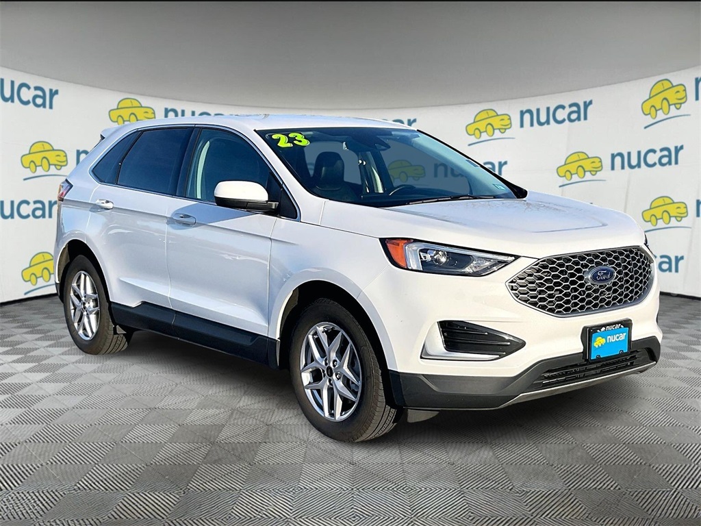2023 Ford Edge SEL's photo