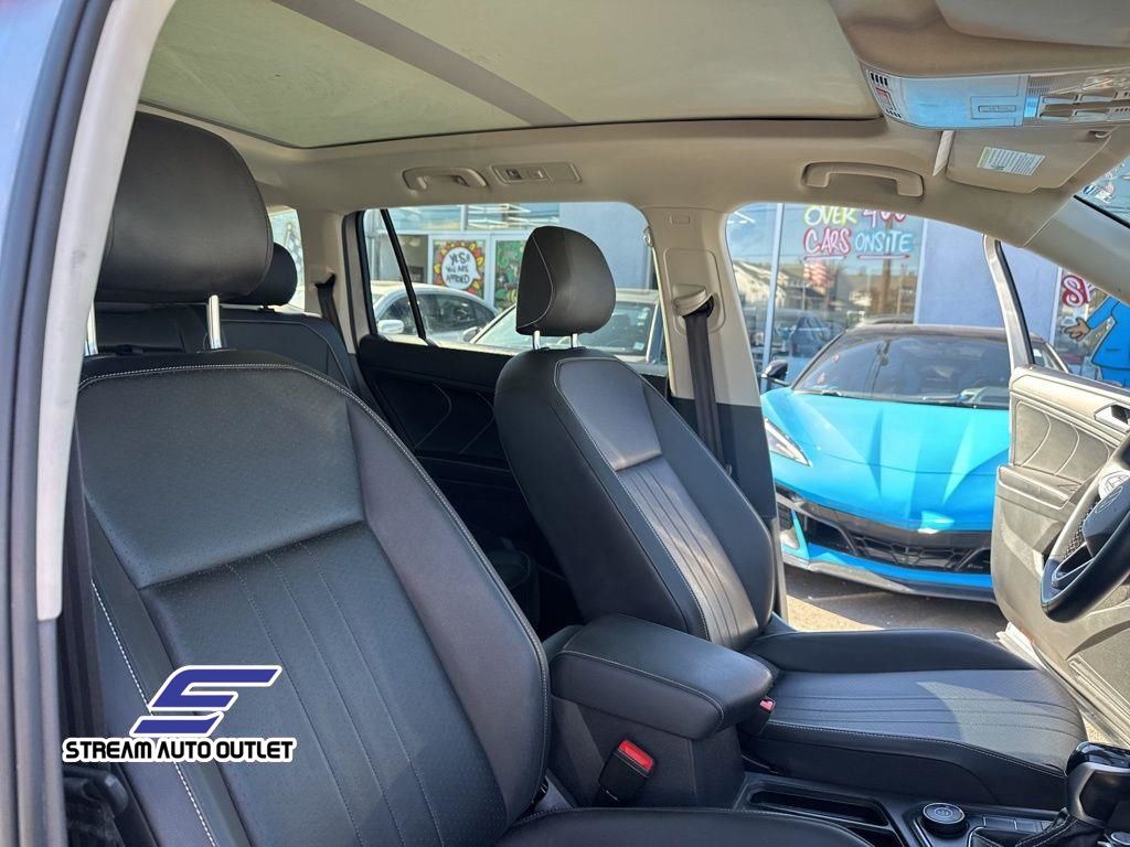 2023 Volkswagen Tiguan SE photo 28