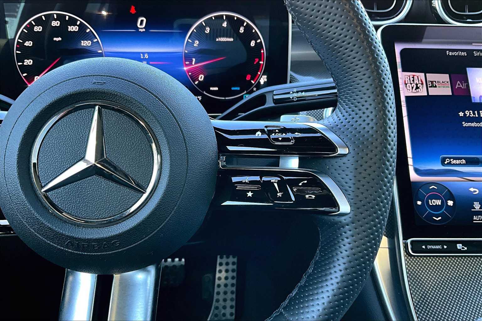 2024 Mercedes Benz GLC 300 4MATIC photo 24