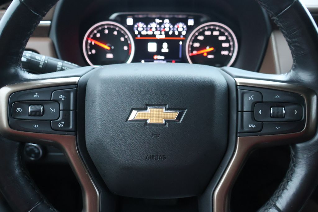 2021 Chevrolet Suburban High Country photo 21