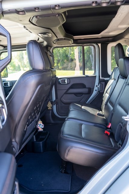2023 Jeep Wrangler Rubicon 392 photo 10