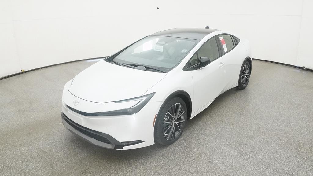 2025 Toyota Prius XLE's photo