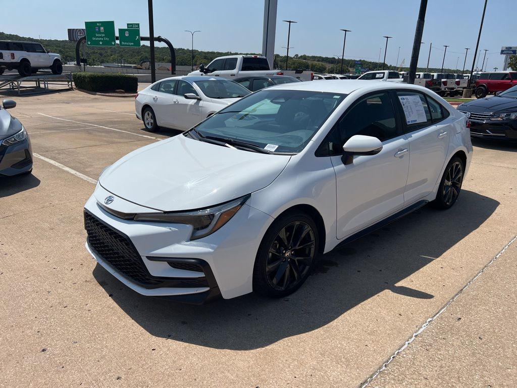 2024 Toyota Corolla SE photo 2
