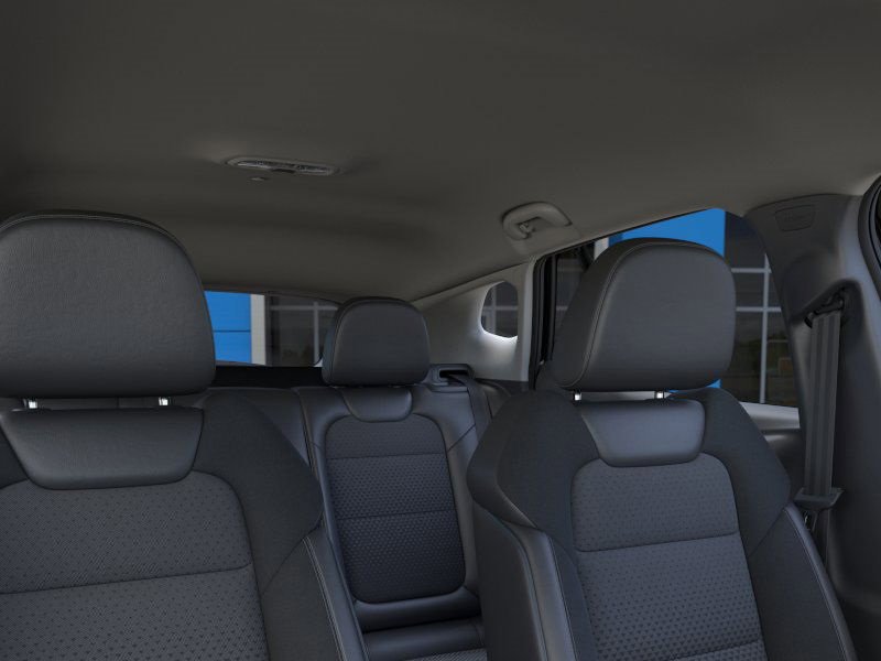 2025 Chevrolet Trax LT photo 22