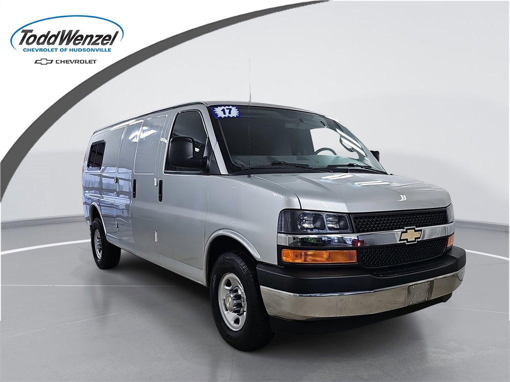 2017 Chevrolet Express Cargo Work Van's photo