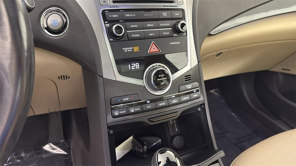 2015 Hyundai Azera Limited photo 20