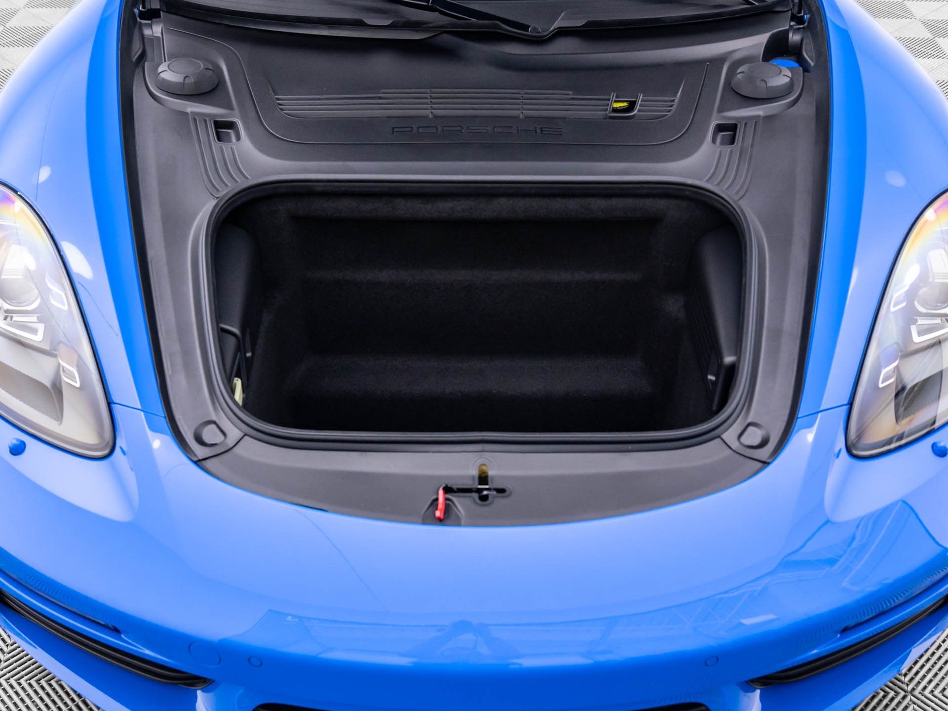2025 Porsche Cayman Base S photo 26