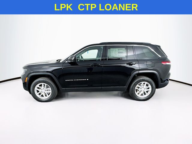 2025 Jeep Grand Cherokee Laredo X photo 4