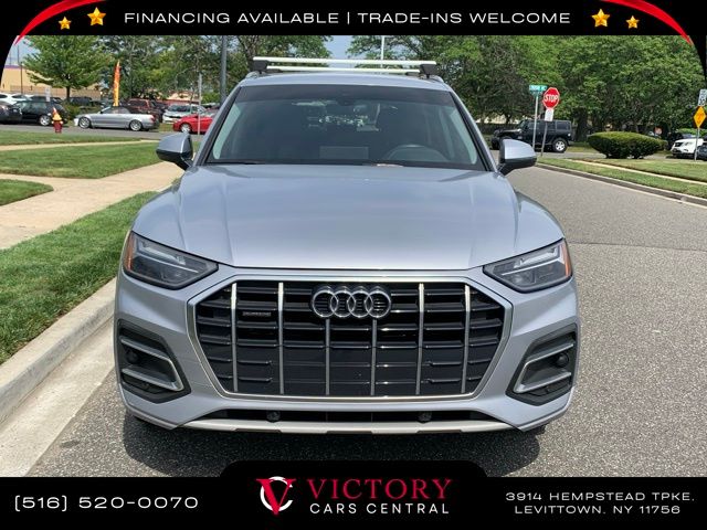 2021 Audi Q5 45 Premium photo 2