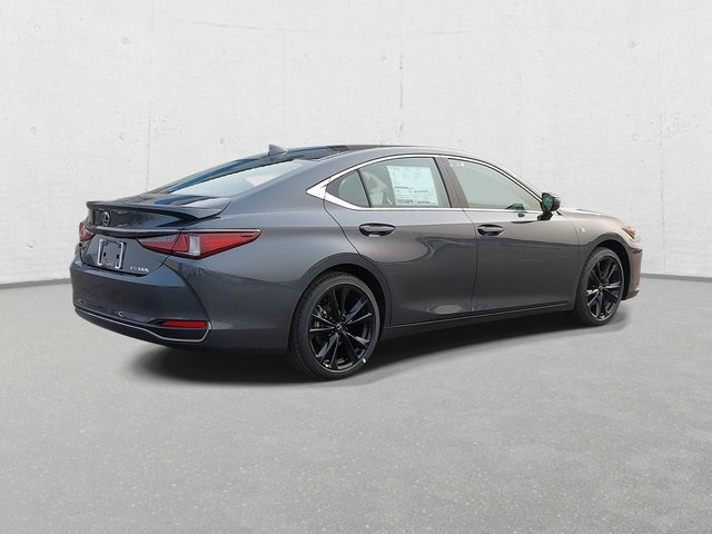 2025 Lexus ES 300h F SPORT Design photo 5