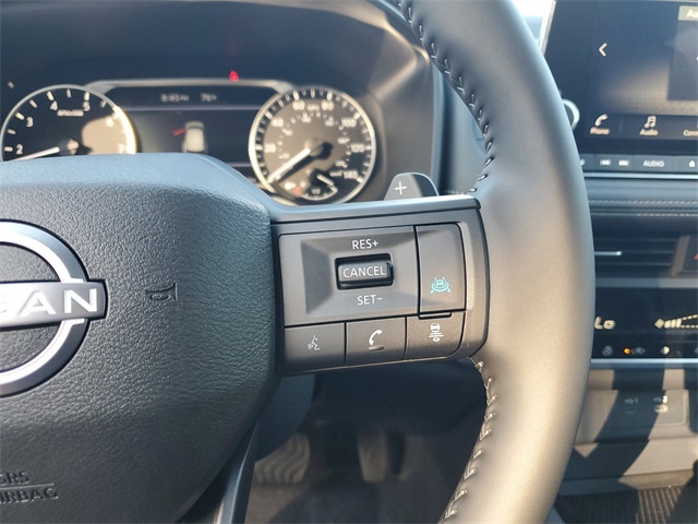2025 Nissan Rogue SV photo 4
