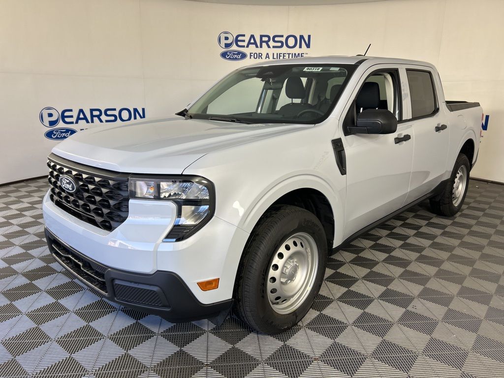 2025 Ford Maverick XL's photo