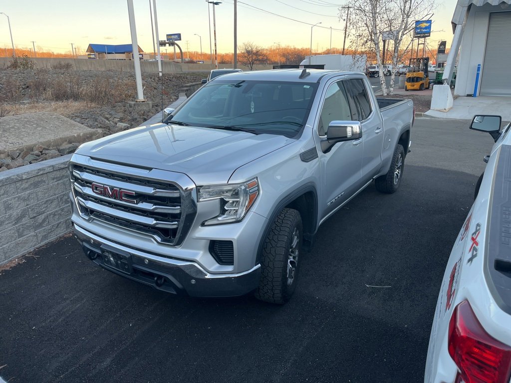 2020 GMC Sierra 1500 SLE's photo