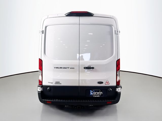 2025 Ford Transit photo 3