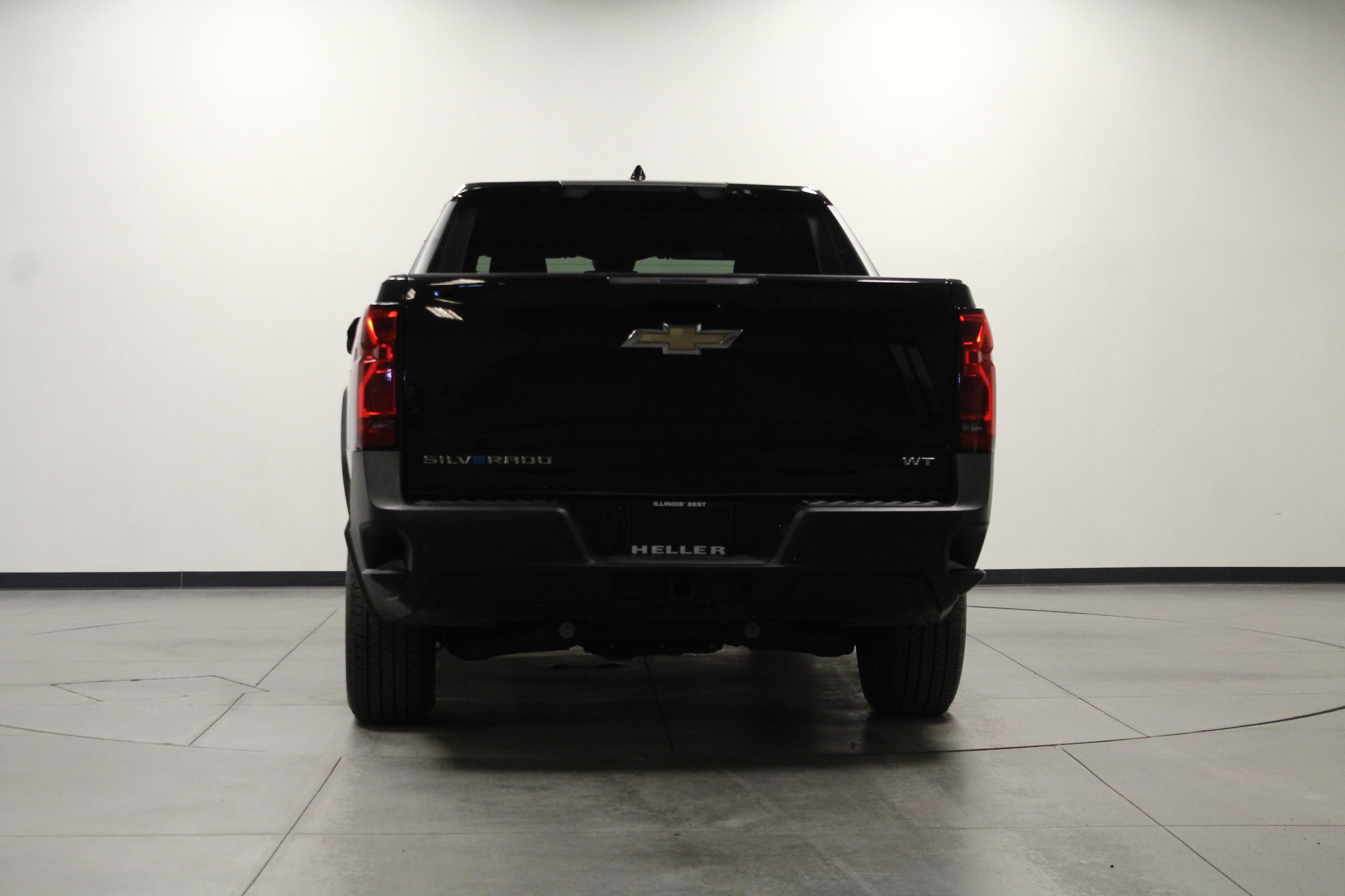 2024 Chevrolet Silverado EV Work Truck photo 3