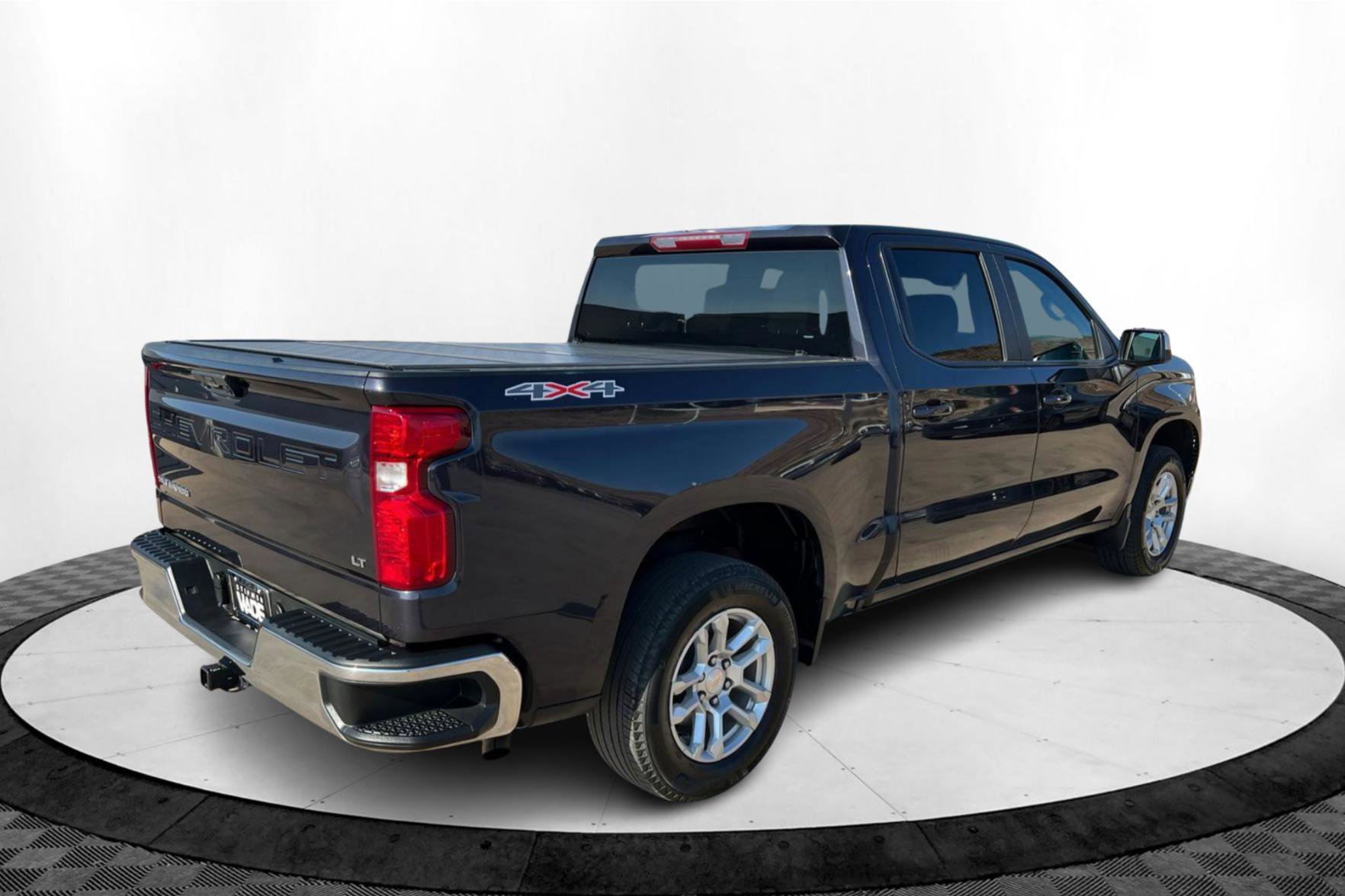 2022 Chevrolet Silverado 1500 LT photo 4