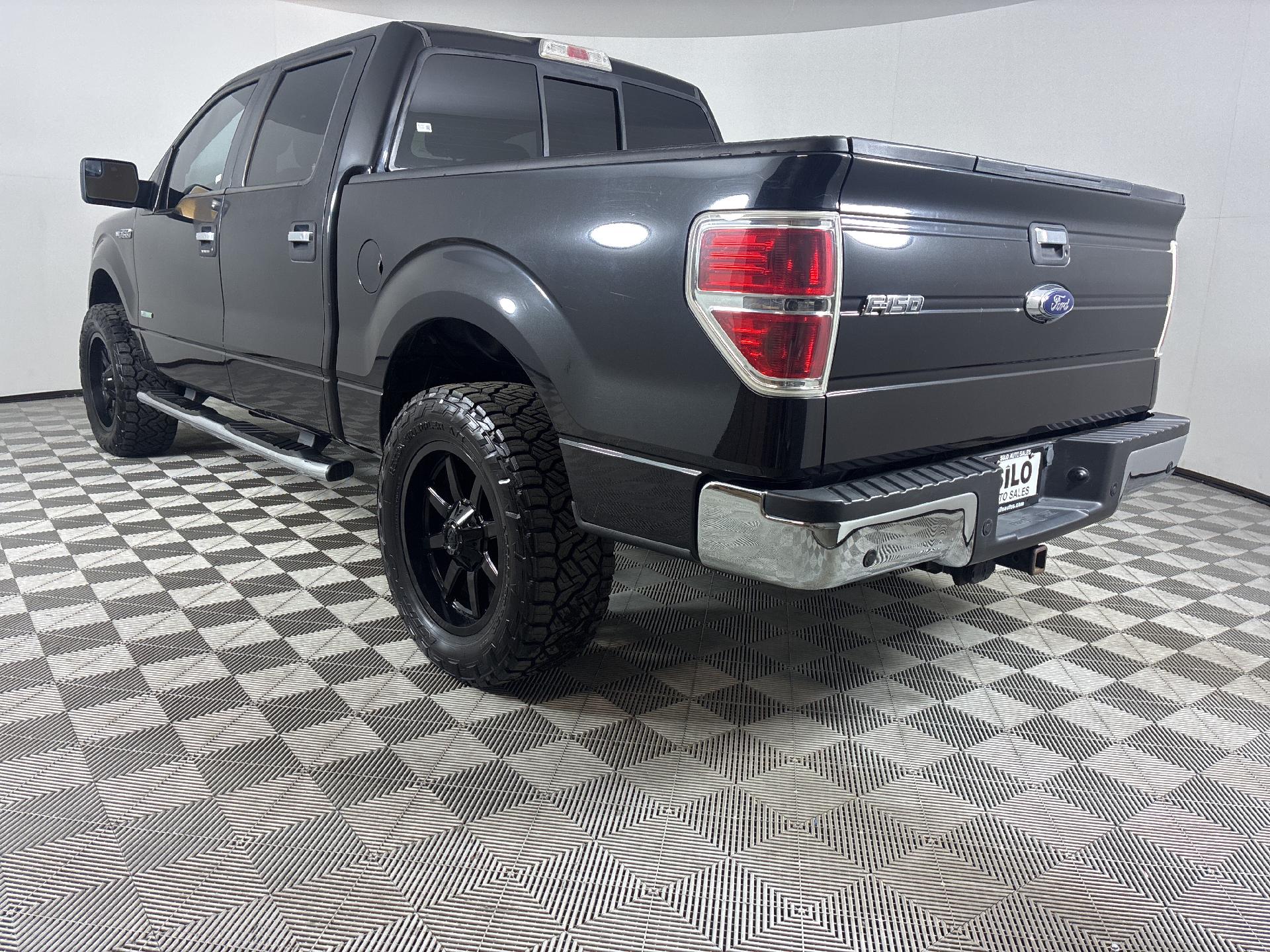 2014 Ford F-150 XLT photo 3